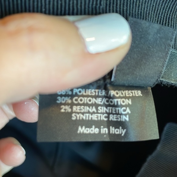 Gucci Authentic Bucket Black Hat - Picture 6 of 6